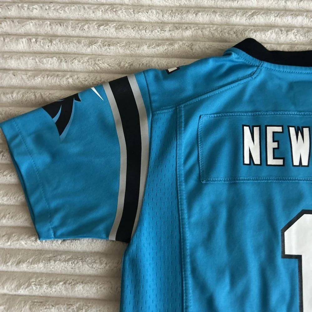 Vintage NFL Cam Newton # 1 Carolina Panthers Football Jersey Youth M 10/12